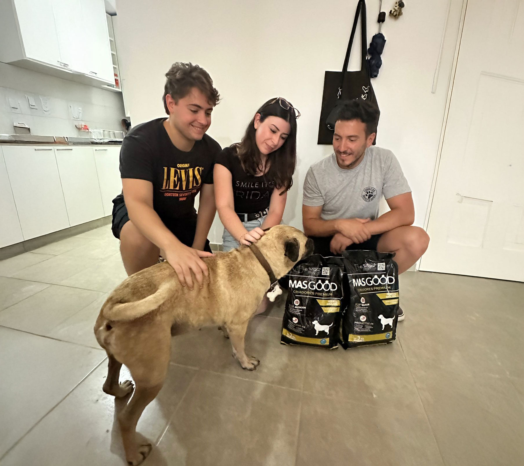 Celebrando patitas adoptadas